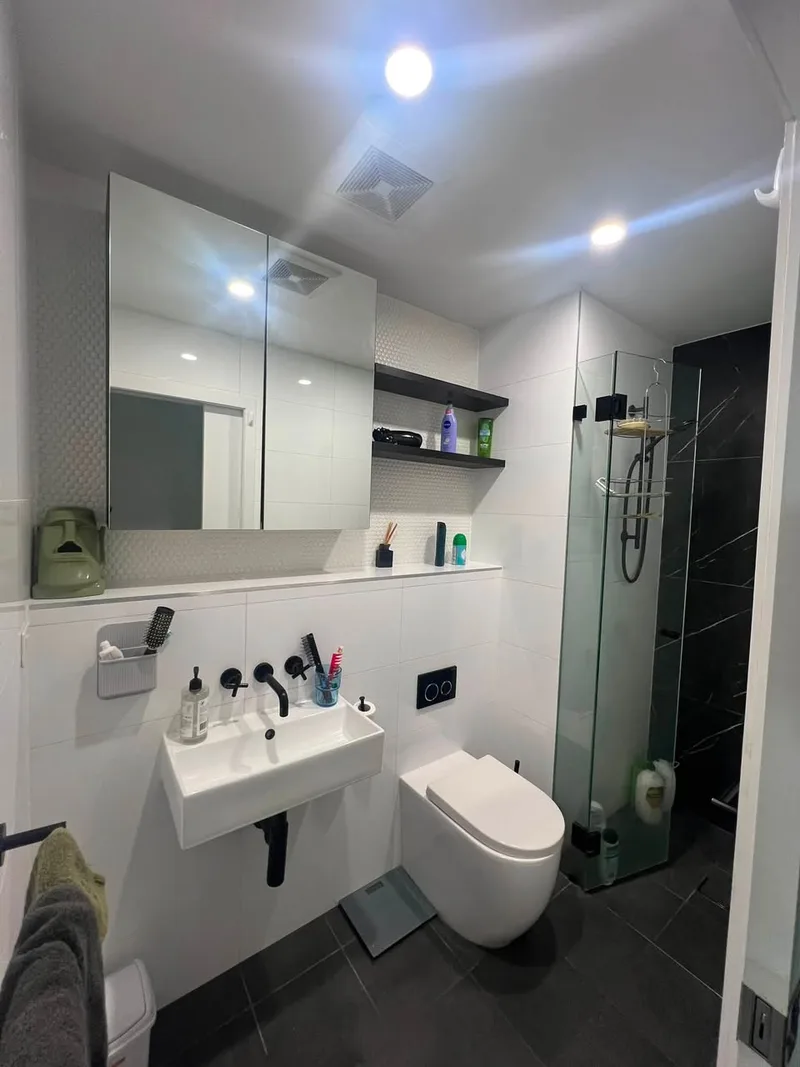 Private room in Savoy near campus