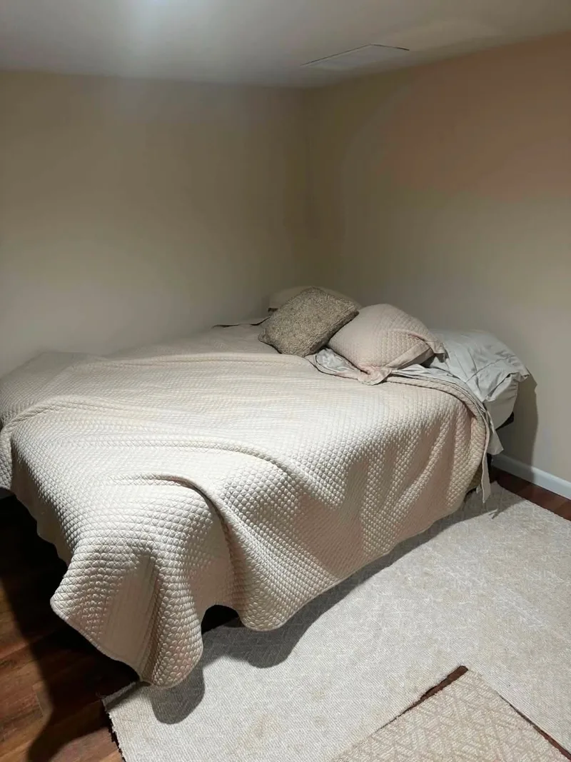 Quiet private room in Hyde Park