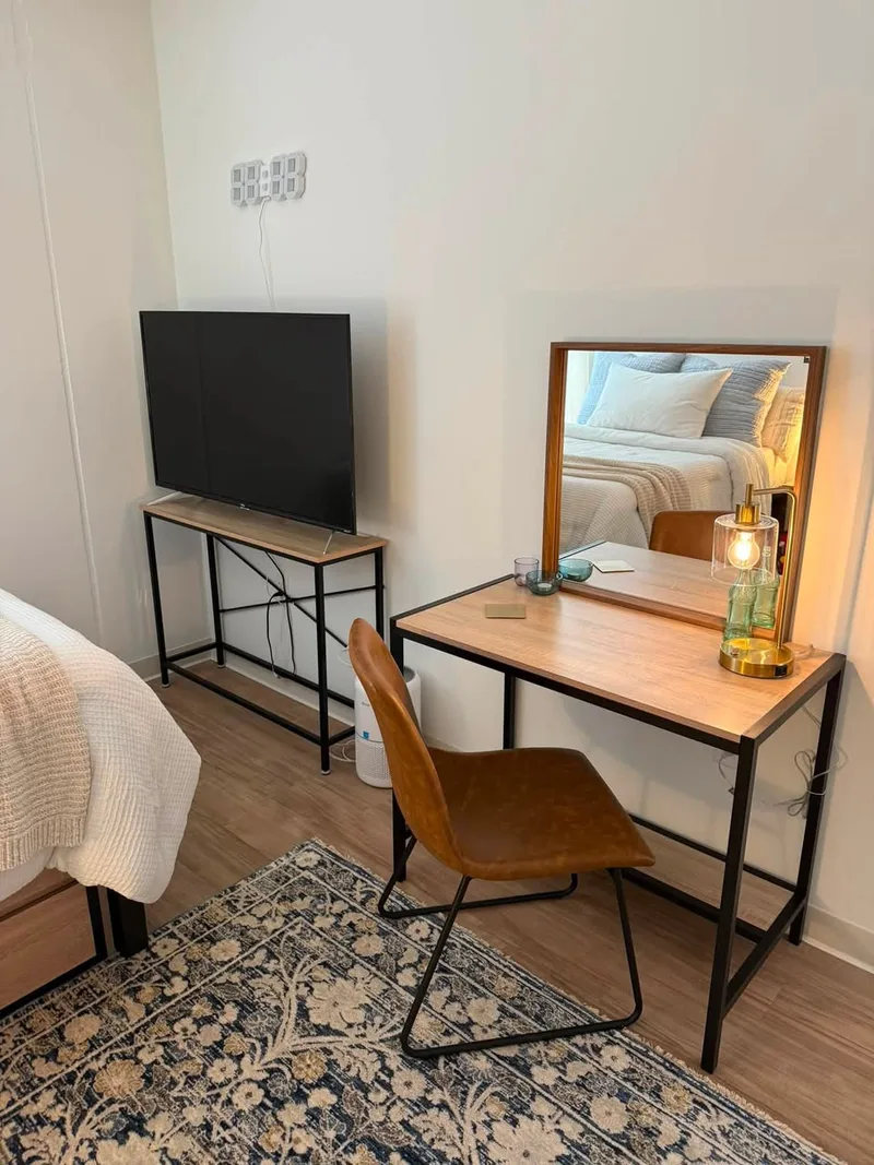 Private room in 3BR house near USC, great for grad students